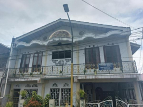 SPOT ON 92776 Panorama House Near Lokon Camping Ground